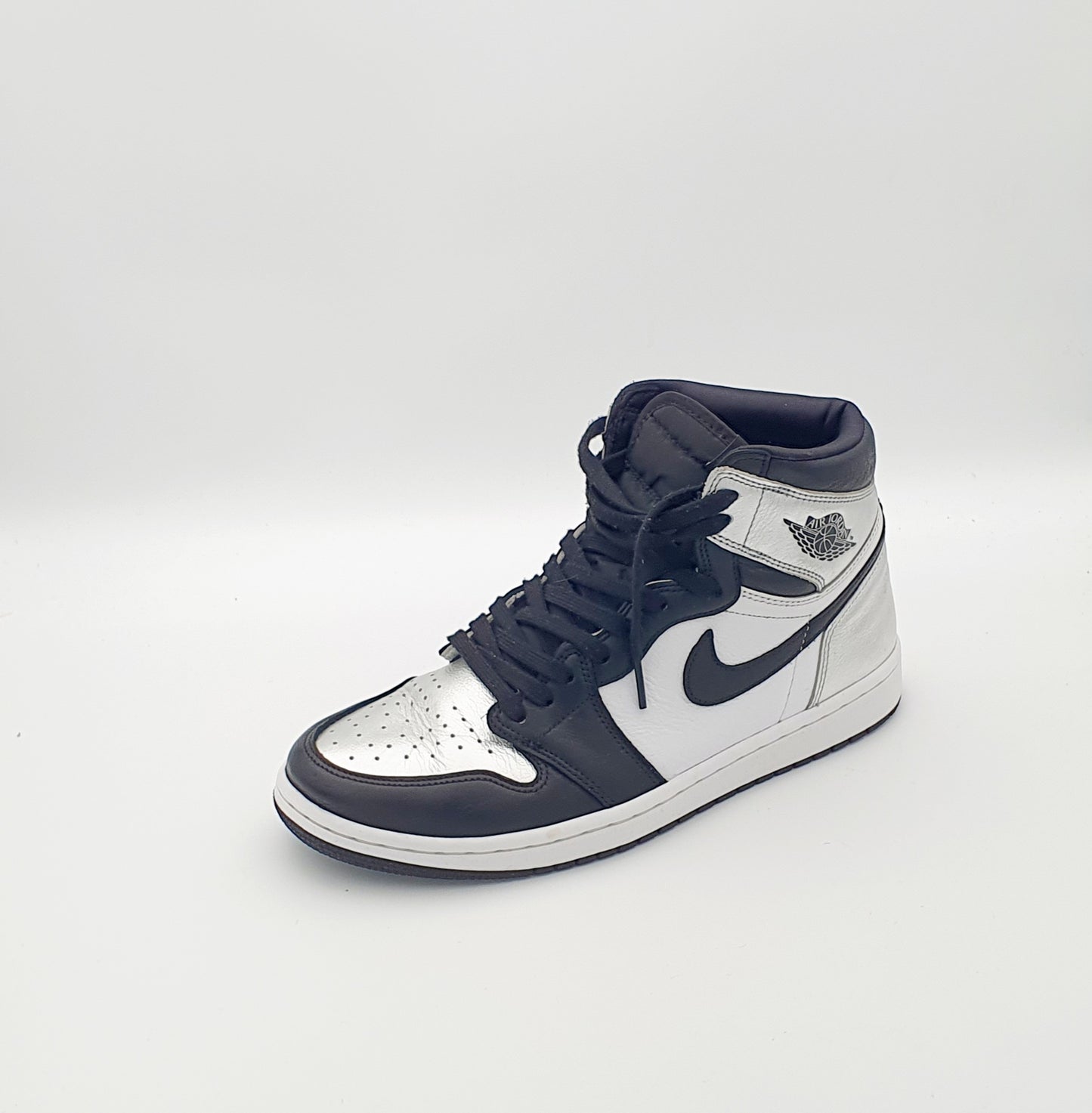 Nike Air Jordan 1 Mid Silver Toe Gr. EU 42 / 27 cm
