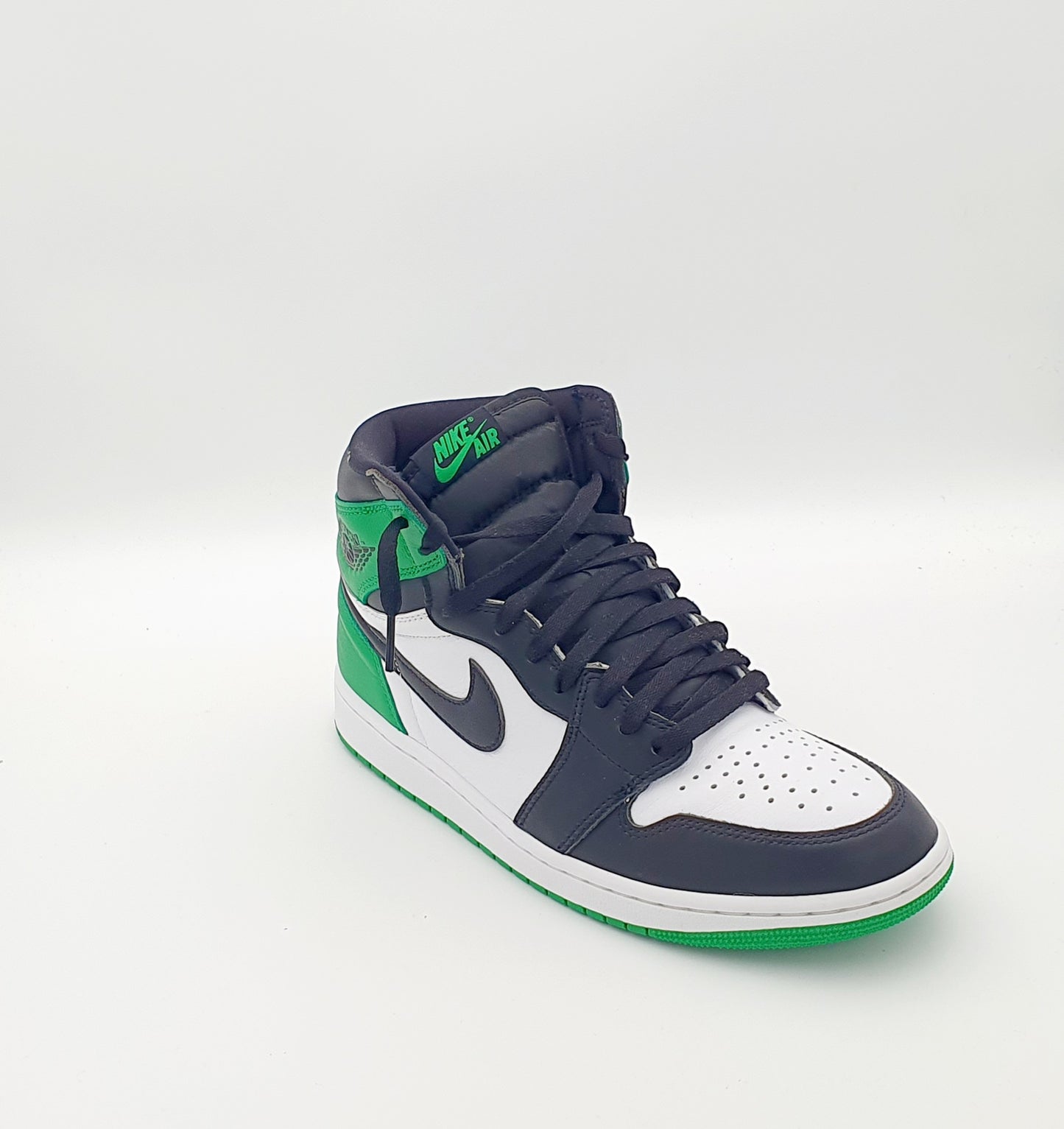 Nike Air Jordan 1  High Black Green Gr. EU 42.5 / 27 cm