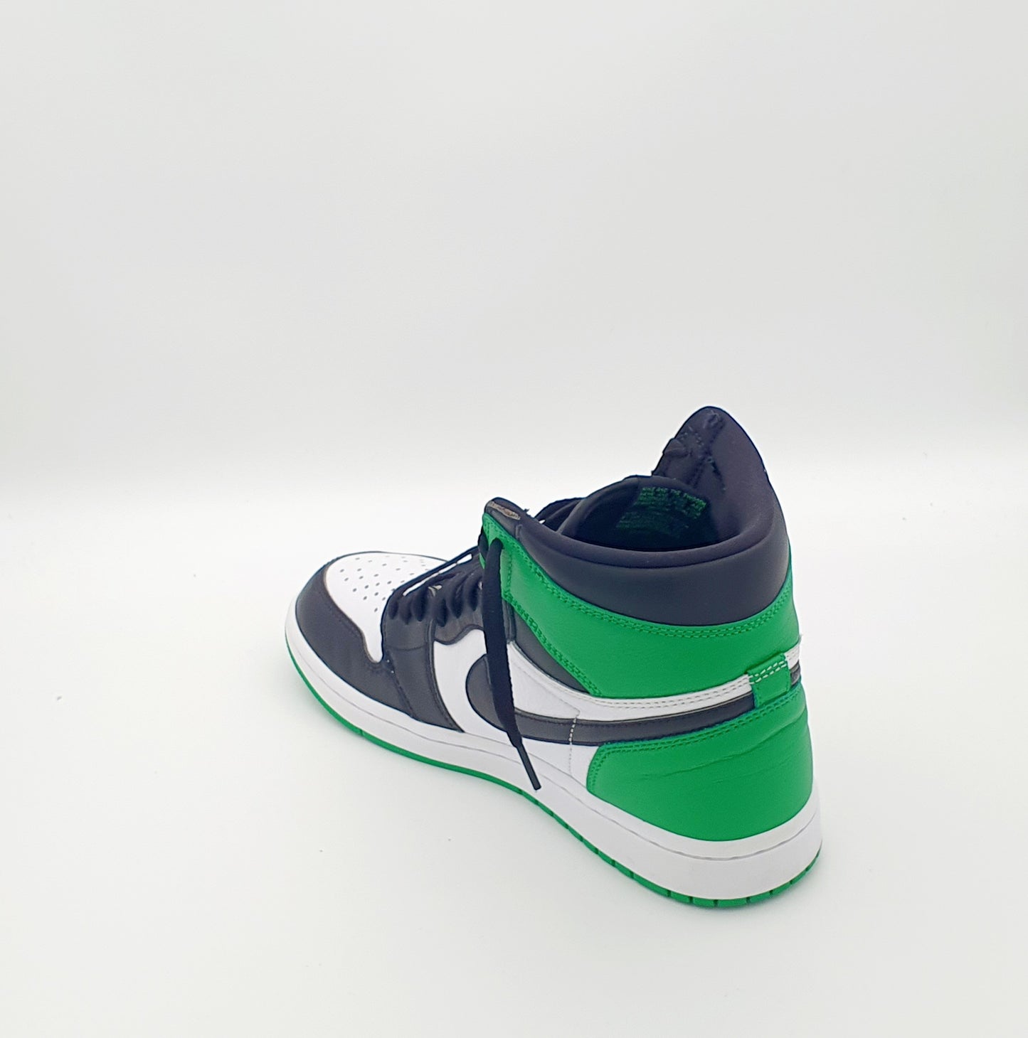 Nike Air Jordan 1  High Black Green Gr. EU 42.5 / 27 cm