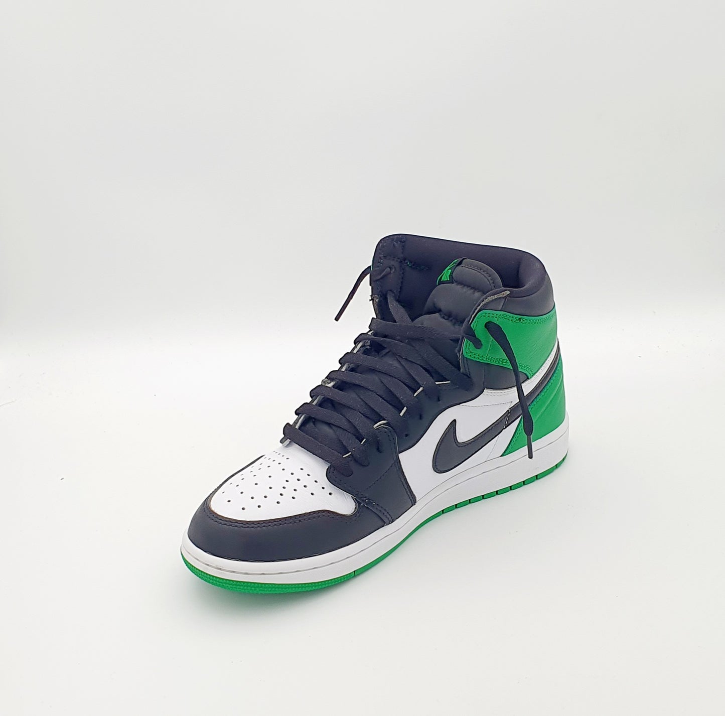Nike Air Jordan 1  High Black Green Gr. EU 42.5 / 27 cm