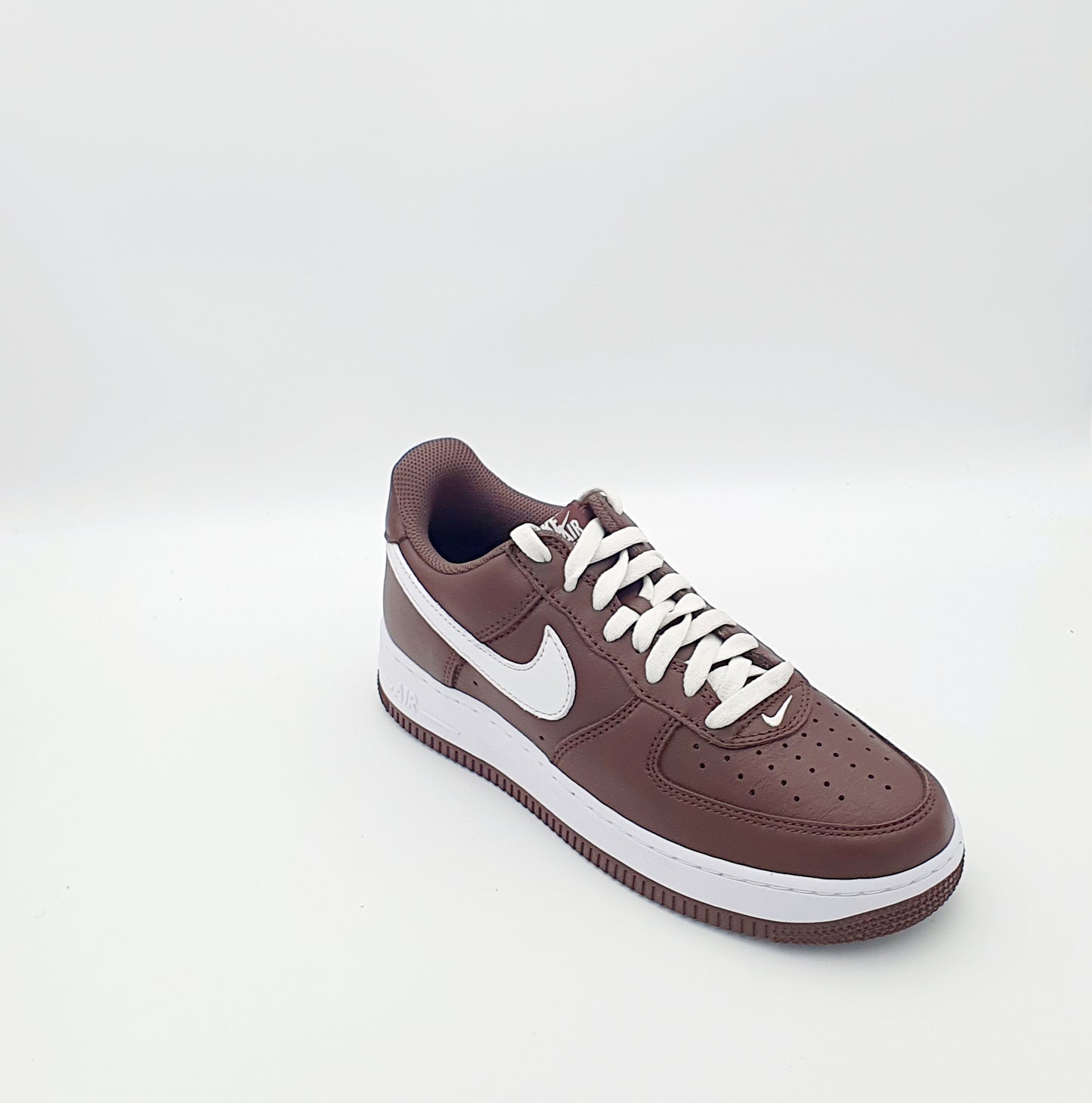 Nike Air Force 1 Braun White