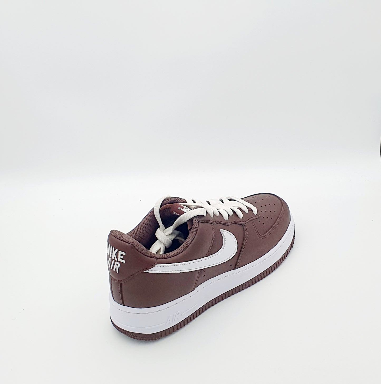 Nike Air Force 1 Braun White