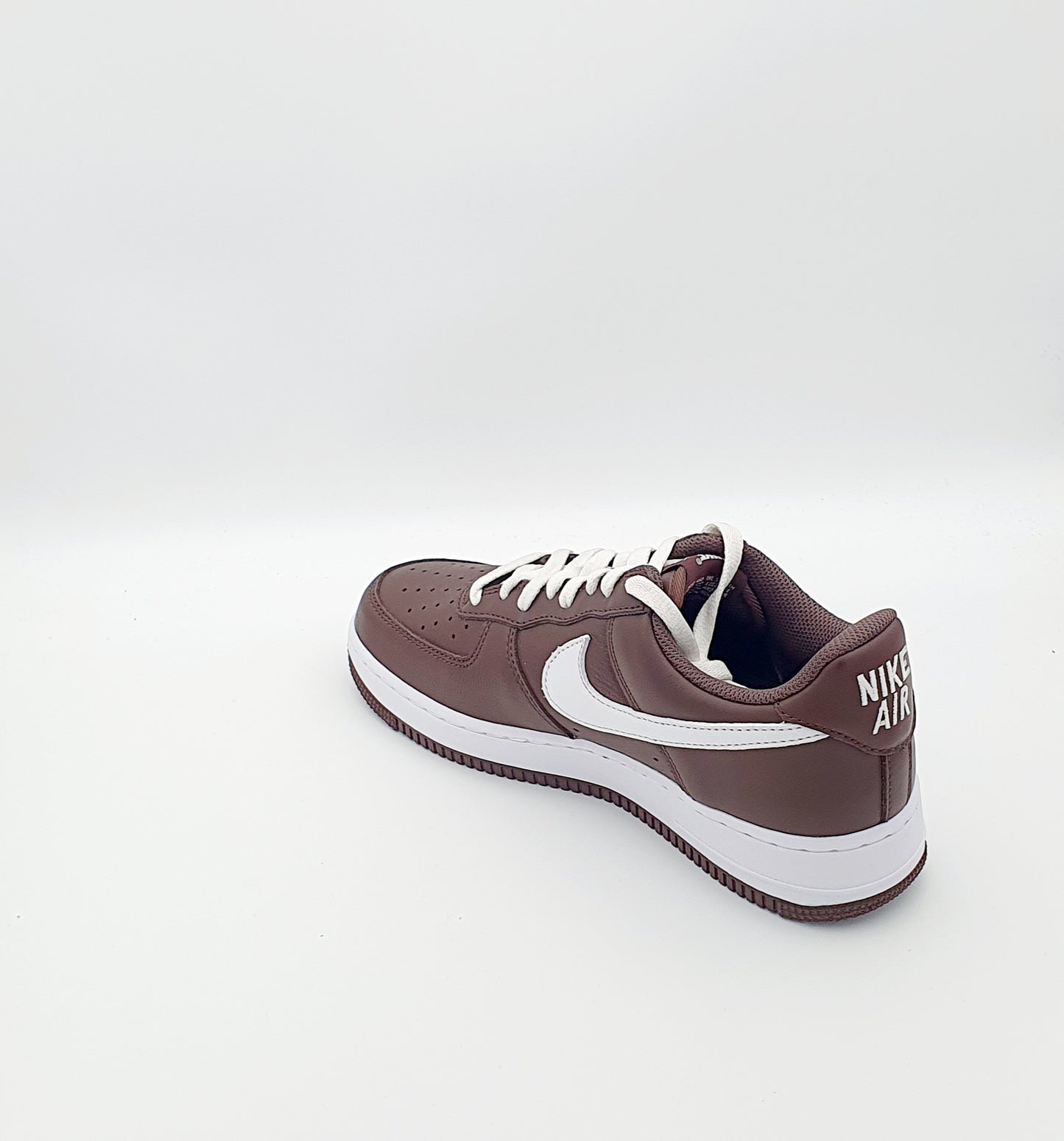 Nike Air Force 1 Braun White
