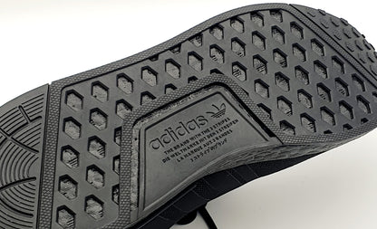 adidas NMD R1 Primeblue Triple Black Gr. EUR 41 1/3 / 26 cm