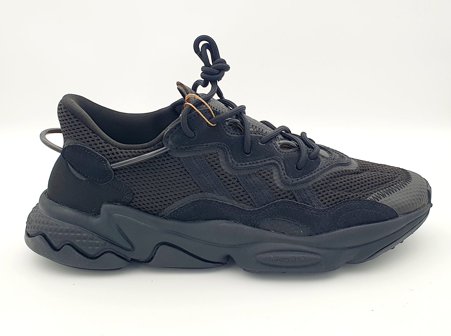 adidas Ozweego Core Black Carbon