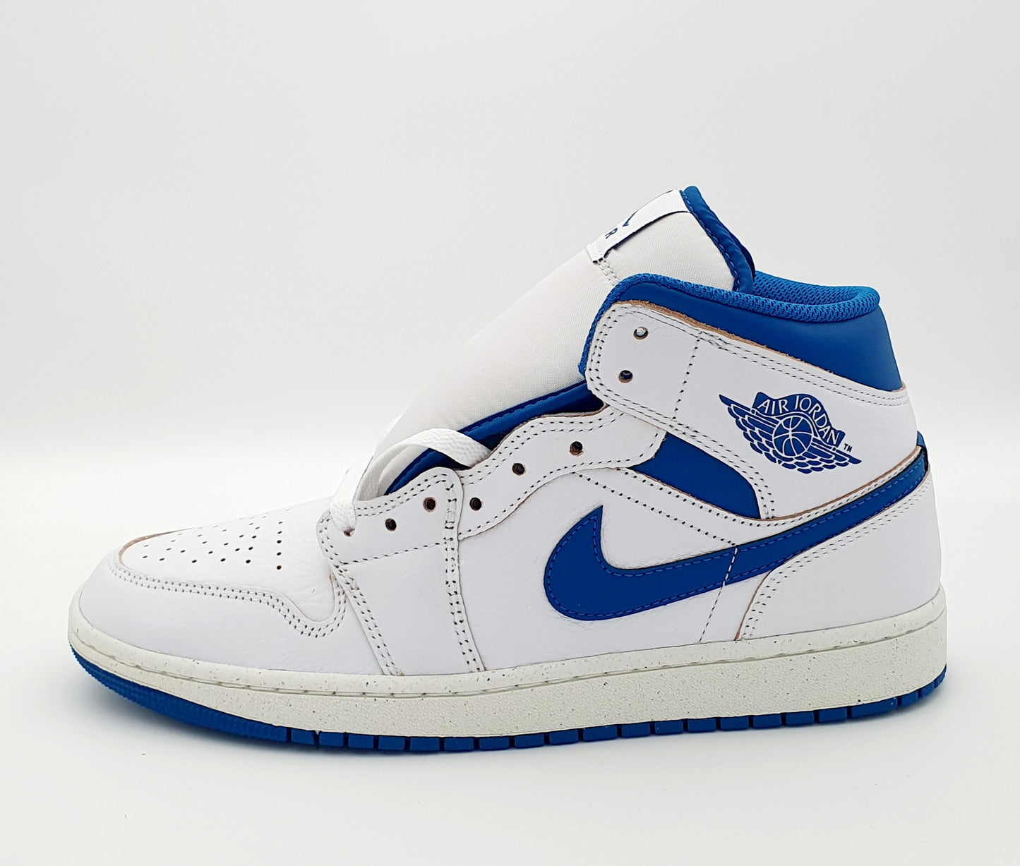 Nike Air Jordan 1 Mid White Blue