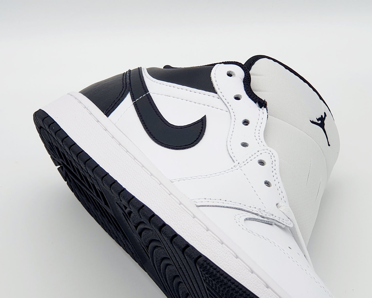 Nike Air Jordan 1 Low White&Black