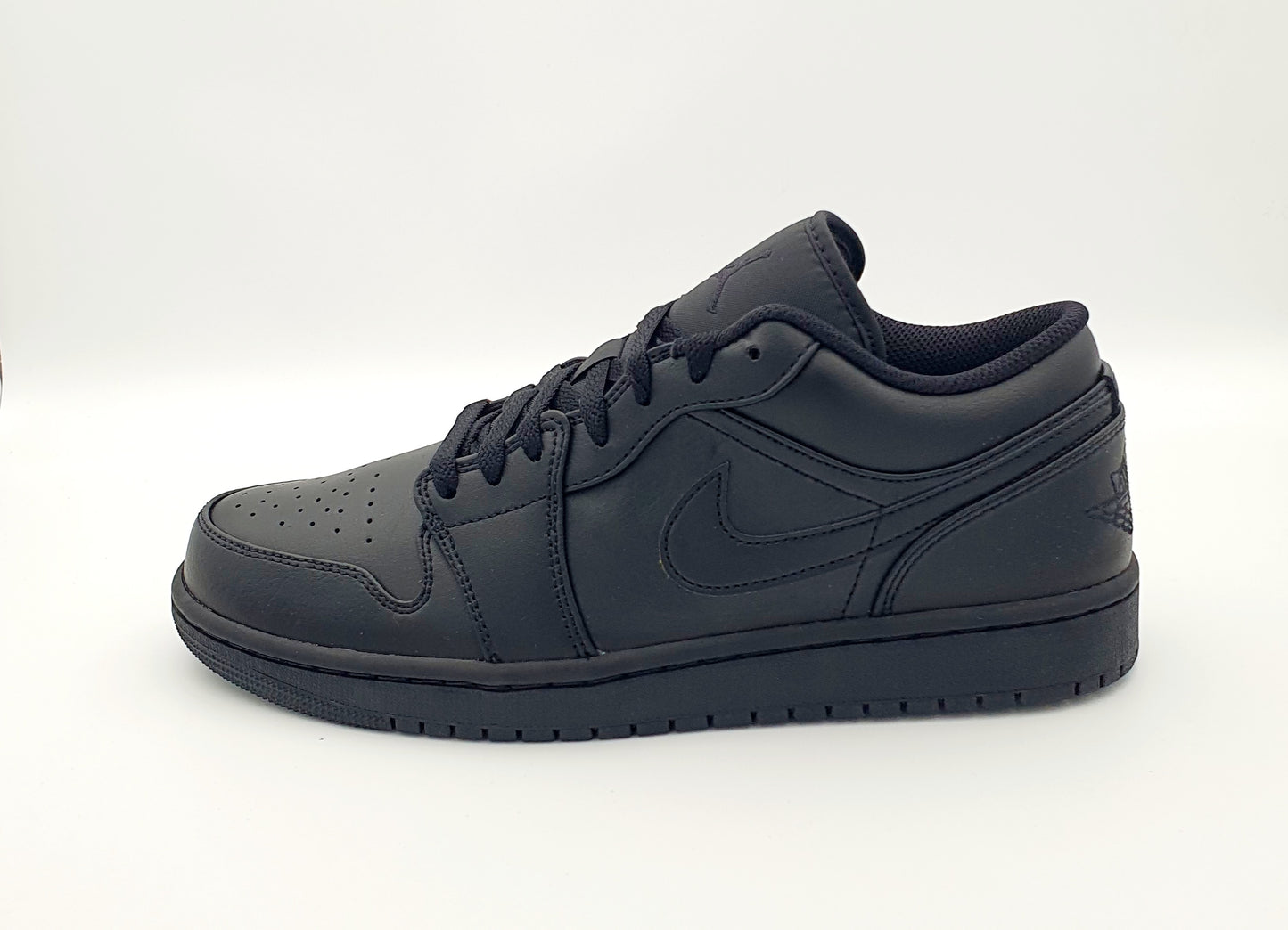 Nike Air Jordan 1 Low Triple Black