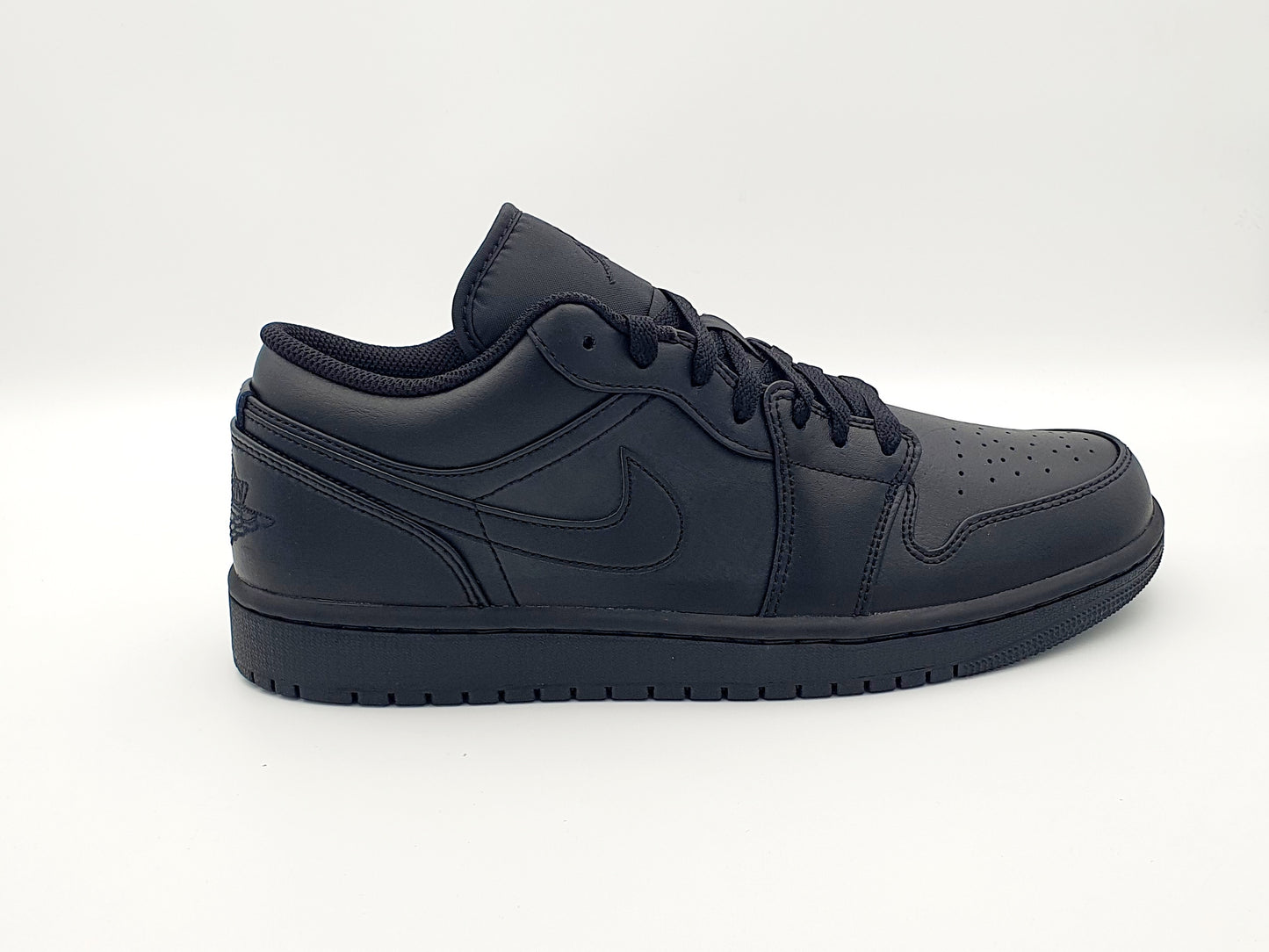 Nike Air Jordan 1 Low Triple Black