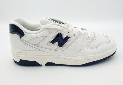 New Balance 550 Sea Salt Patent Black Gr. EU 43 27.5 cm