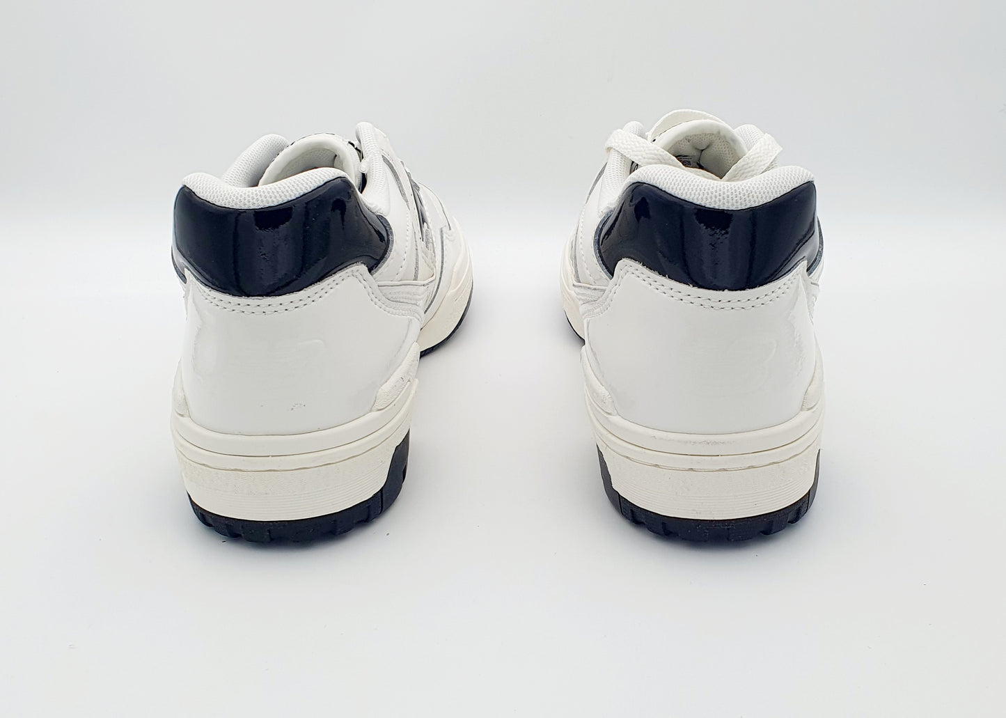 New Balance 550 Sea Salt Patent Black Gr. EU 43 27.5 cm