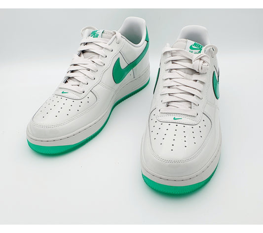 Nike Air Force 1 '07 LV8 Light Green