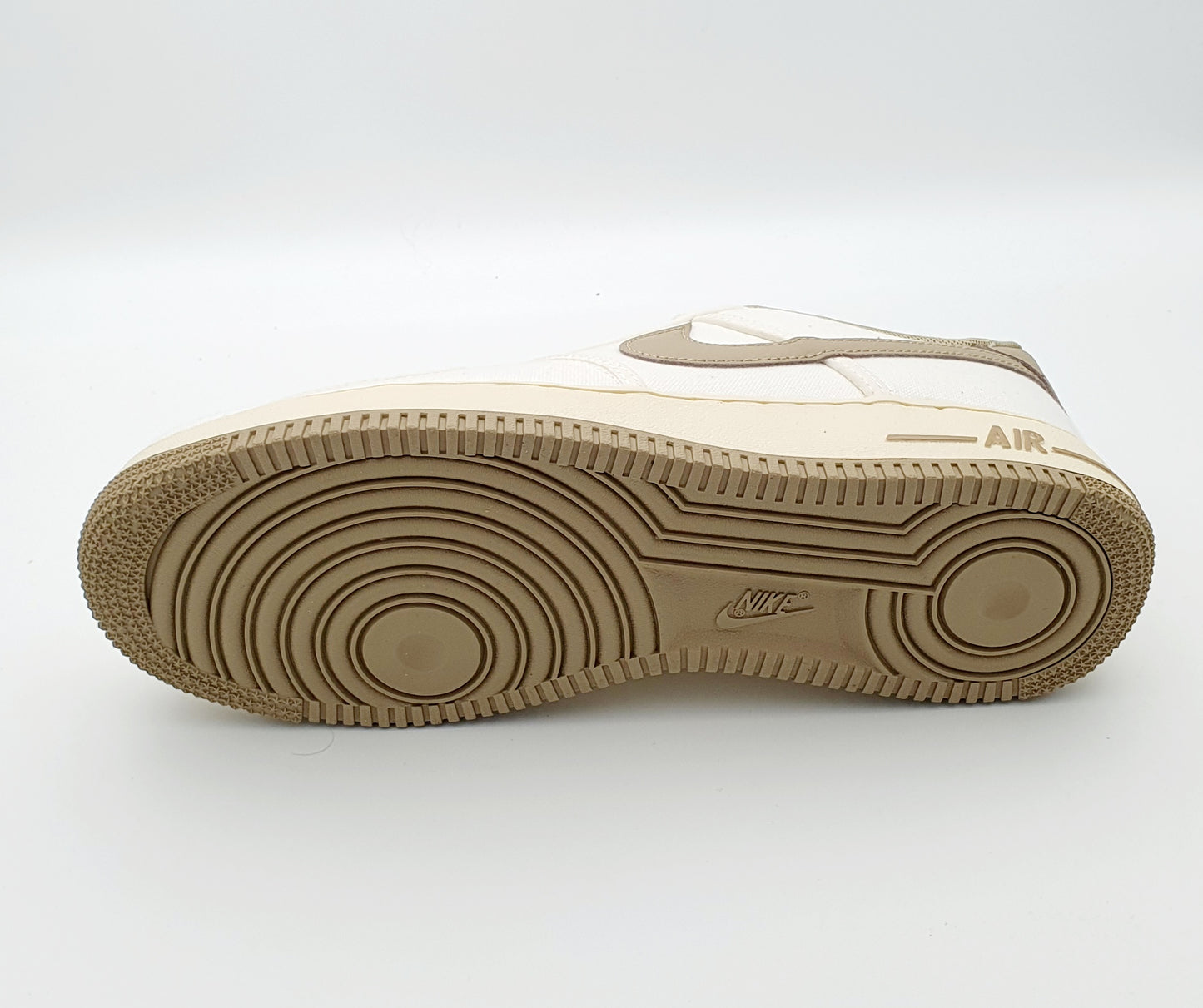 Nike Air Force 1 '07 LV8 Light Beige (Wmns)