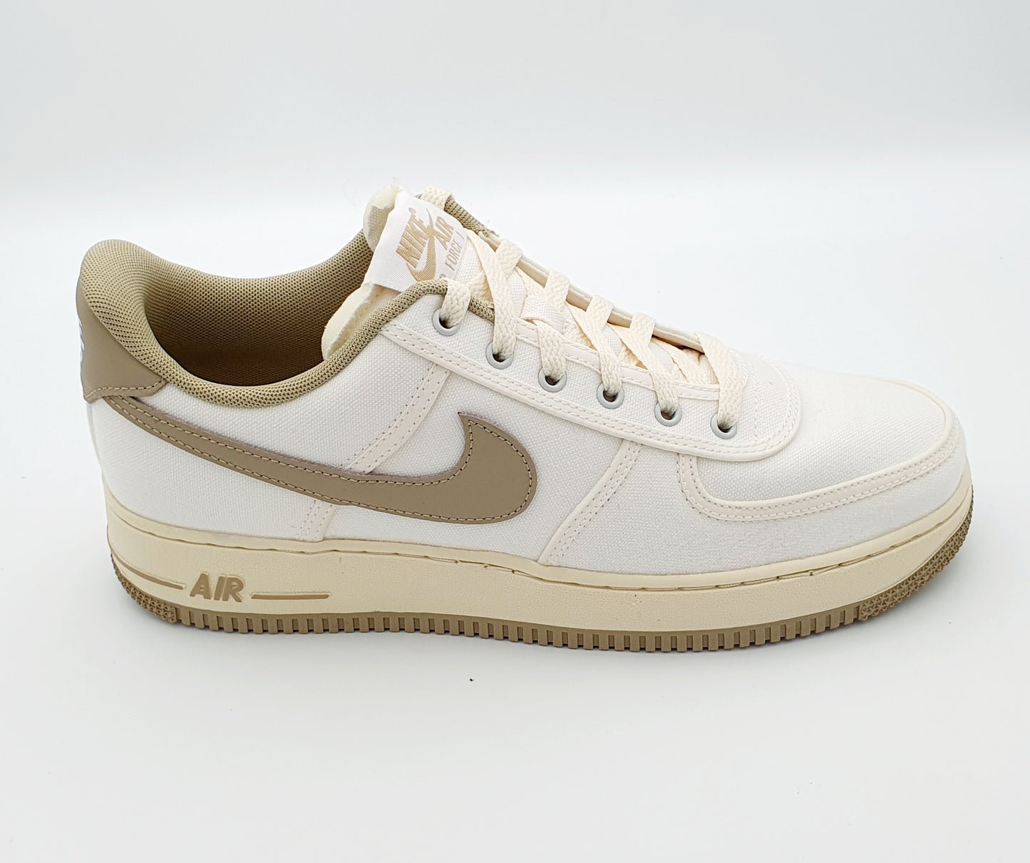 Nike Air Force 1 '07 LV8 Light Beige (Wmns)