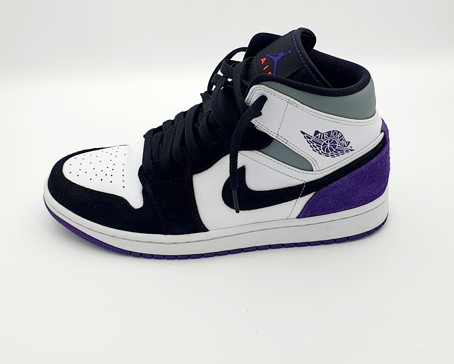 Nike Air Jordan 1 Mid Varsity Purple Black Gr. EU 42 / 26.5 cm