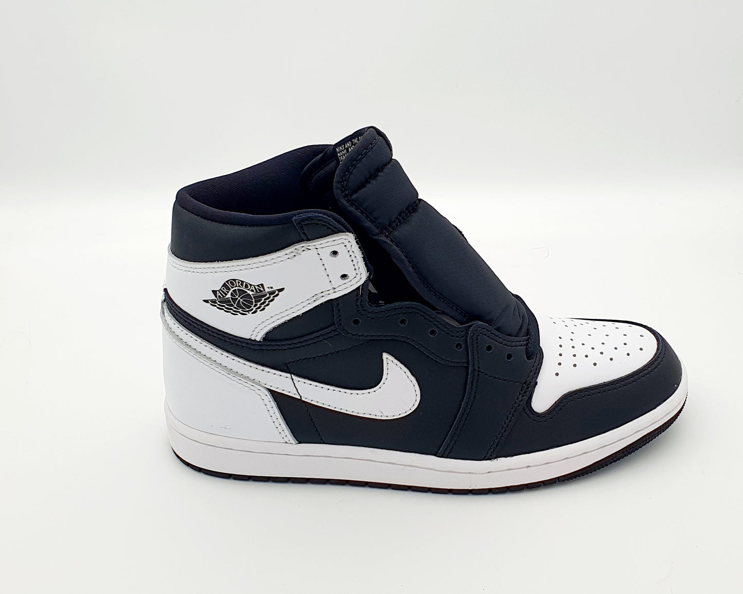 Nike Air Jordan 1 Mid Retro OG Panda