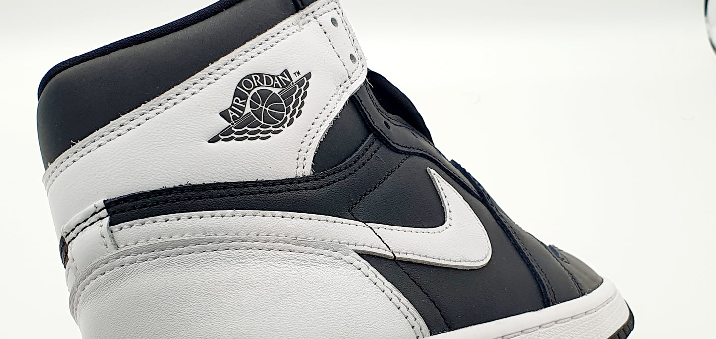 Nike Air Jordan 1 Mid Retro OG Panda